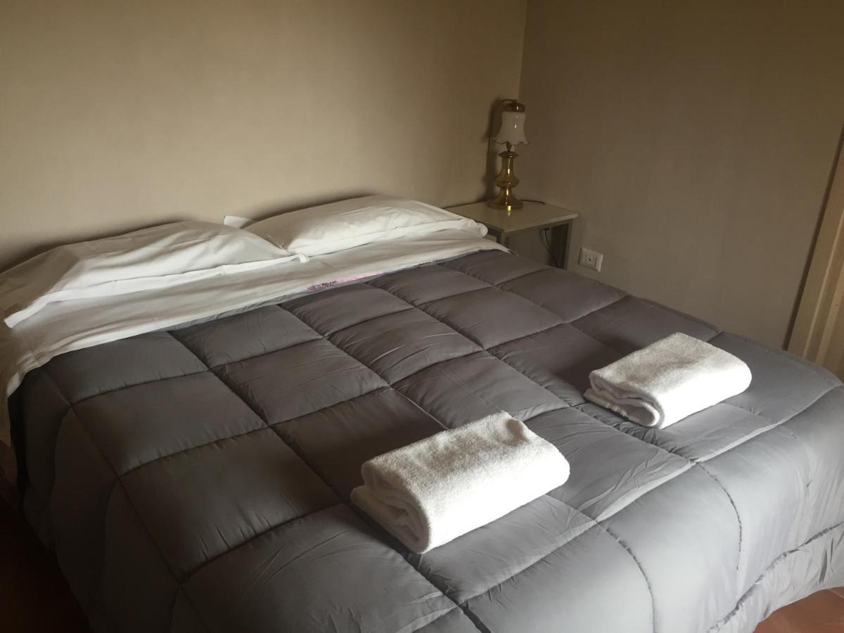 Cascina La Castagnara Bed & Breakfast Oriolo  Exterior photo